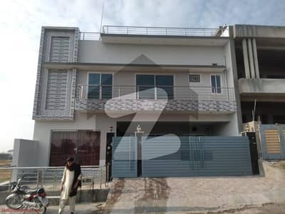 گلشنِِ صحت 1 ای ۔ 18,اسلام آباد میں 6 کمروں کا 10 مرلہ مکان 3.15 کروڑ میں برائے فروخت۔ گلشنِِ صحت 1 ای ۔ 18,اسلام آباد میں 6 کمروں کا 10 مرلہ مکان 3.15 کروڑ میں برائے فروخت۔