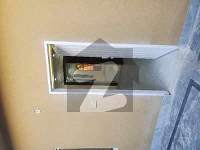 Vip beautiful 5 Marla house is available For sale in Sabzazar Lahore