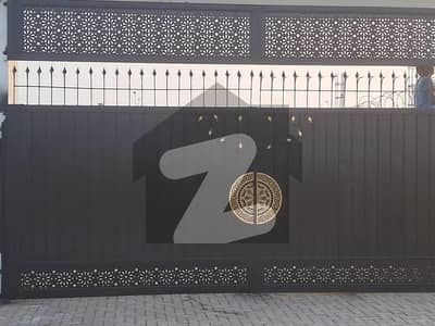 Premium 2 Kanal Well-Maintained Farmhouse For Sale