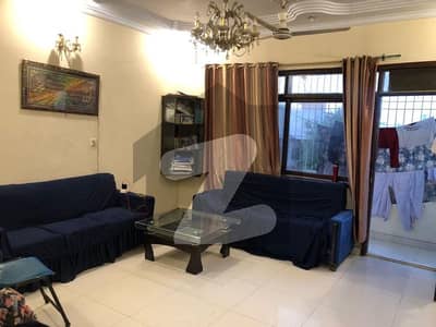 گلشنِ اقبال - بلاک 13 ڈی - 1 گلشنِ اقبال,گلشنِ اقبال ٹاؤن,کراچی میں 2 کمروں کا 5 مرلہ بالائی پورشن 1.75 کروڑ میں برائے فروخت۔