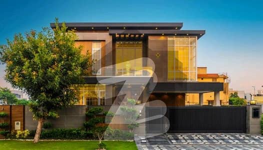 ڈی ایچ اے فیز 8 - بلاک ڈبلیو فیز 8,ڈیفنس (ڈی ایچ اے),لاہور میں 5 کمروں کا 1 کنال مکان 9.25 کروڑ میں برائے فروخت۔