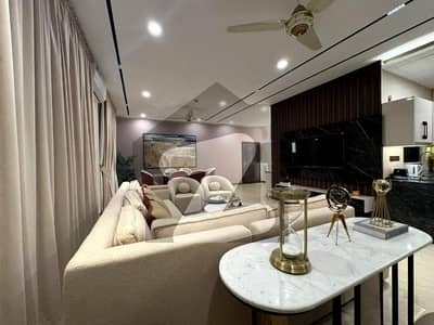 2 Bedrooms Furnished Suite, 5 Star Hotel Facilities Swimming Pool, Gym, Recreational And Leisure Area All Free. Ready To Move Get Possession In 50% Payment. Dem 4.45 Cr.