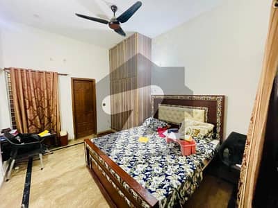 علی پارک کینٹ,لاہور میں 2 کمروں کا 5 مرلہ زیریں پورشن 38.0 ہزار میں کرایہ پر دستیاب ہے۔