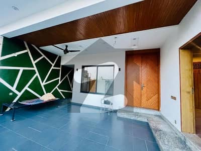 A BRAND NEW 10 MARLA BEAUTIFUL HOUSE AVAILABLE FOR SALE IN LDA AVENUE 1 J BLOCK. . FIRST ENTRY HOUSE. .