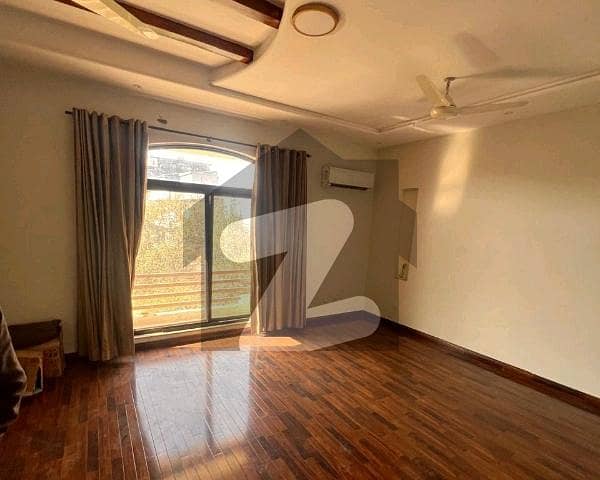 Buying A House In E-11 E-11? Buying A House In E-11 E-11?