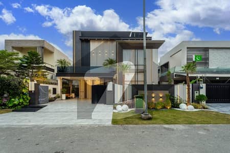 ڈی ایچ اے فیز 6 ڈیفنس (ڈی ایچ اے),لاہور میں 5 کمروں کا 1 کنال مکان 13.75 کروڑ میں برائے فروخت۔