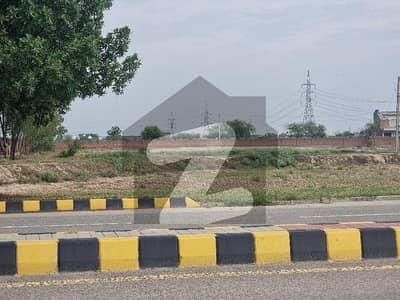 ڈی ایچ اے 11 رہبر سیکٹر5 - کے ای ایم سی ڈی ایچ اے 11 رہبر,لاہور میں 1 کنال رہائشی پلاٹ 1.55 کروڑ میں برائے فروخت۔ ڈی ایچ اے 11 رہبر سیکٹر5 - کے ای ایم سی ڈی ایچ اے 11 رہبر,لاہور میں 1 کنال رہائشی پلاٹ 1.55 کروڑ میں برائے فروخت۔