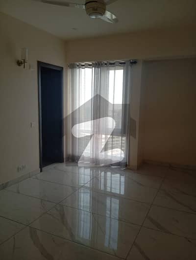 Chappal Skymark, 3 bed DD, Prime Location Apartment For Sale Chappal Skymark, 3 bed DD, Prime Location Apartment For Sale