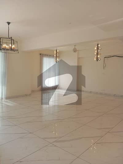 چپل سکائی مارک کراچی میں 3 کمروں کا 11 مرلہ فلیٹ 9.0 کروڑ میں برائے فروخت۔