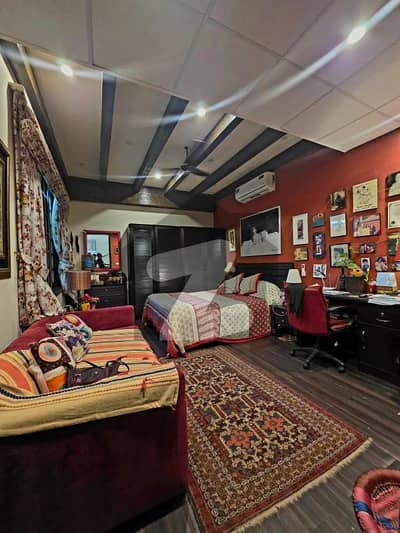 ڈی ایچ اے فیز 2 ڈی ایچ اے ڈیفینس,کراچی میں 4 کمروں کا 5 مرلہ مکان 1.9 لاکھ میں کرایہ پر دستیاب ہے۔