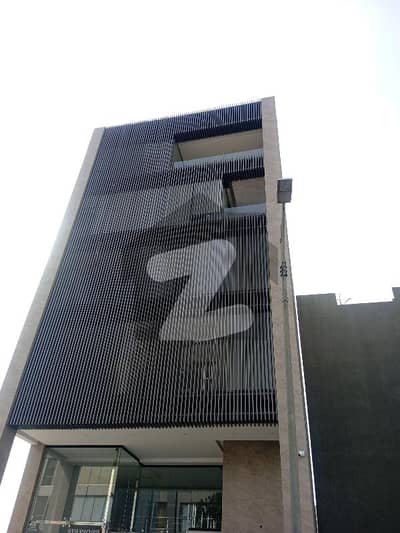 8 Marla commercial building for rent