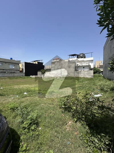 10 Marla Premium Plots Near GT Road (1 Min Walk) Bismillah Housing B Block | 2 Consecutive Plots Available