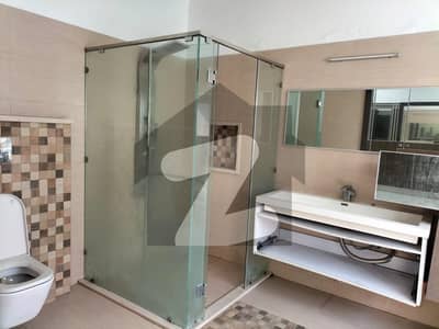 2 Kanal Lower Lock Beautiful Upper Portion With Separate Gate Total Independent Portion