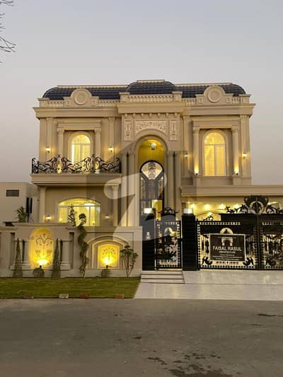 Villa For Sale at Hot Location near Carrefour & Park Commercial Villa For Sale at Hot Location near Carrefour & Park Commercial