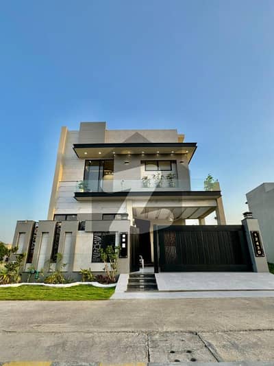 BEAUTIFULL BRAND NEW HOUSE FOR RENT IN DHA LAHORE