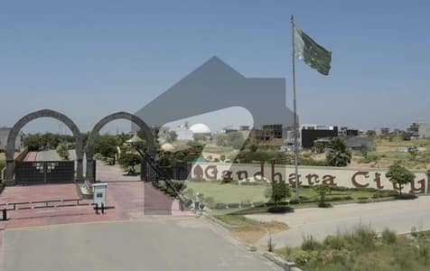 گندهارا سٹی اسلام آباد میں 3 کمروں کا 10 مرلہ بالائی پورشن 65.0 ہزار میں کرایہ پر دستیاب ہے۔