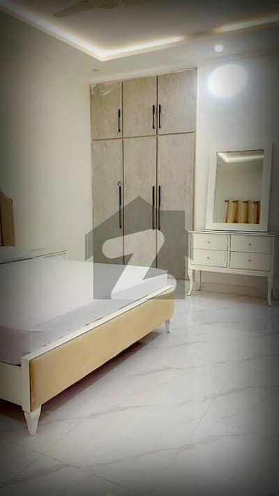 او پی ایف ہاؤسنگ سکیم لاہور میں 3 کمروں کا 10 مرلہ بالائی پورشن 2.0 لاکھ میں کرایہ پر دستیاب ہے۔