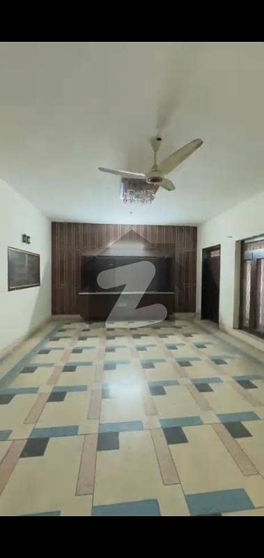 Shadman 1 Kanal 5. Bed For Rent Silent Office