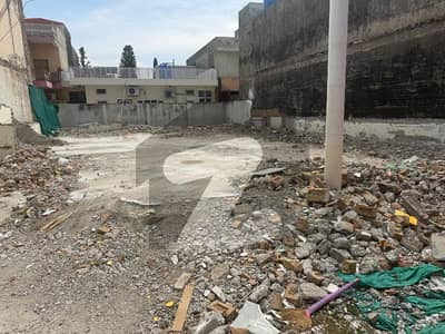 D-12/2 Beautiful Location 50 X 90 Plot On 70 Feet Wide Street,