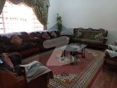 پاکستان ٹاؤن - فیز 1 پاکستان ٹاؤن,اسلام آباد میں 4 کمروں کا 1 کنال مکان 1.56 لاکھ میں کرایہ پر دستیاب ہے۔