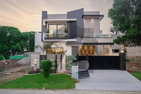 ڈی ایچ اے فیز 7 ڈیفنس (ڈی ایچ اے),لاہور میں 4 کمروں کا 10 مرلہ مکان 4.0 کروڑ میں برائے فروخت۔ ڈی ایچ اے فیز 7 ڈیفنس (ڈی ایچ اے),لاہور میں 4 کمروں کا 10 مرلہ مکان 4.0 کروڑ میں برائے فروخت۔