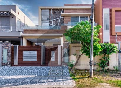 ڈی ایچ اے فیز 4 ڈیفنس (ڈی ایچ اے),لاہور میں 4 کمروں کا 10 مرلہ مکان 4.75 کروڑ میں برائے فروخت۔