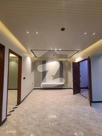 BRAND NEW PORTION FOR SALE WITH ROOF TOP