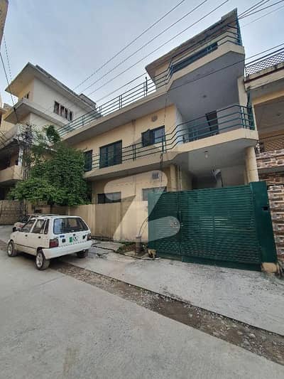 چکلالہ سکیم 3 چکلالہ سکیم,راولپنڈی میں 4 کمروں کا 8 مرلہ مکان 2.0 کروڑ میں برائے فروخت۔