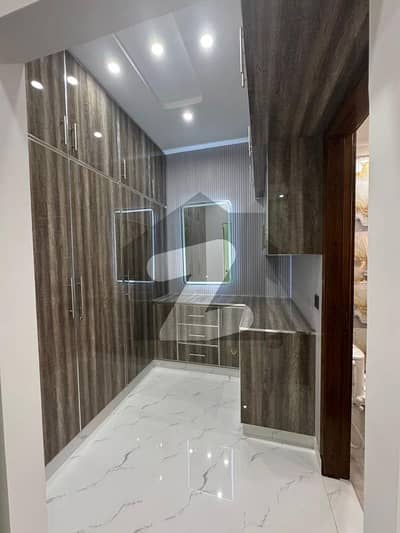 5مرلہ گھر براے فروخت دستیاب ہے