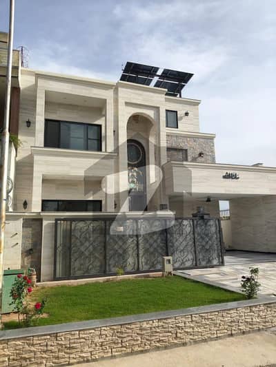 جی ۔ 13 اسلام آباد میں 6 کمروں کا 14 مرلہ مکان 13.5 کروڑ میں برائے فروخت۔