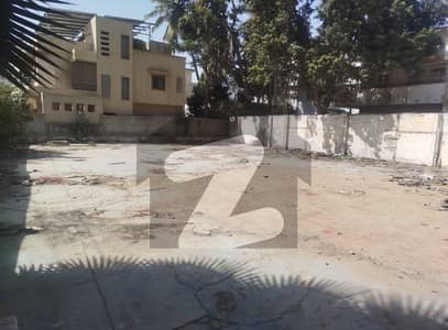 شاہراہِ فیصل کراچی میں 1 کنال کمرشل پلاٹ 5.0 لاکھ میں کرایہ پر دستیاب ہے۔