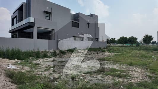 DHA PHASE 7 BLOCK Y, 1 KANAL PAIR HOT LOCATION PLOT AVAILABLE FOR SALE ON REASONABLE PRICE