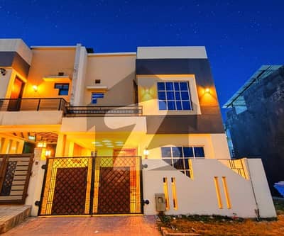 بحریہ ٹاؤن فیز 8 بحریہ ٹاؤن راولپنڈی,راولپنڈی میں 3 کمروں کا 5 مرلہ مکان 1.85 کروڑ میں برائے فروخت۔ بحریہ ٹاؤن فیز 8 بحریہ ٹاؤن راولپنڈی,راولپنڈی میں 3 کمروں کا 5 مرلہ مکان 1.85 کروڑ میں برائے فروخت۔