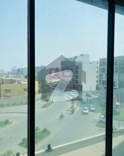 Office space main zulfiqar avenue 2000Sqft