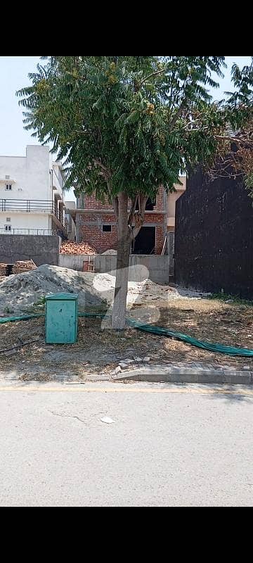 بحریہ ٹاؤن فیز 7 بحریہ ٹاؤن راولپنڈی,راولپنڈی میں 10 مرلہ رہائشی پلاٹ 2.1 کروڑ میں برائے فروخت۔