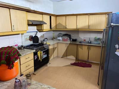 120 SQRYARD I UNIT HOUSE 5BDD 3 CARPARKS BLOCK 10 GULSHAN IQBAL