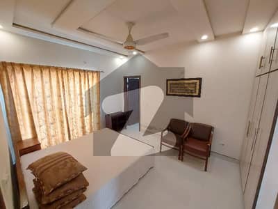 ORIGNAL PICTURES 10 Marla FULLY FURNISHED