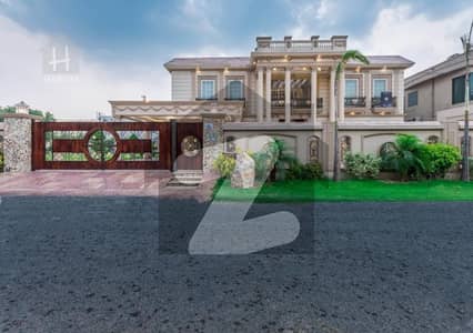 Grand Living 1 Kanal Lawn + 1 Kanal Covered Ultra Spanish House For Sale In DHA Phase 7