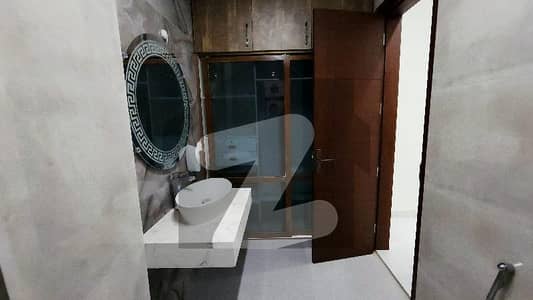 بحریہ ٹاؤن - پریسنٹ 1 بحریہ ٹاؤن کراچی,کراچی میں 6 کمروں کا 16 مرلہ مکان 5.15 کروڑ میں برائے فروخت۔