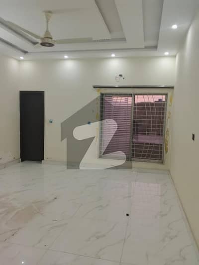 16 Marla 1st Floor For Rent In Audit & Accounts Housing Society