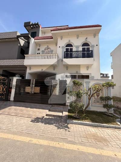 5 Marla Spanish house for sale in Etihad town ph 1 main Raiwind road Lahore