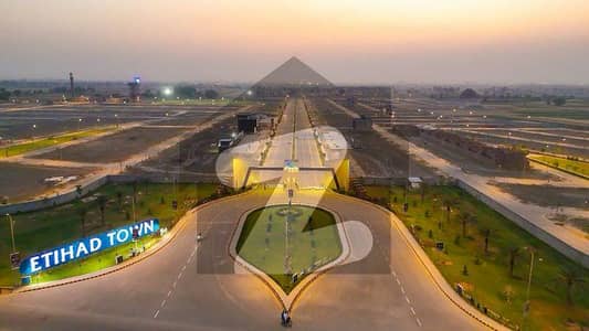 اتحاد ٹاؤن فیز 3 جیا باگا روڈ,لاہور میں 8 مرلہ کمرشل پلاٹ 6.8 کروڑ میں برائے فروخت۔ اتحاد ٹاؤن فیز 3 جیا باگا روڈ,لاہور میں 8 مرلہ کمرشل پلاٹ 6.8 کروڑ میں برائے فروخت۔