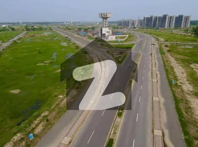 ڈی ایچ اے فیز9 پریزم - بلاک کیو ڈی ایچ اے فیز9 پریزم,ڈی ایچ اے ڈیفینس,لاہور میں 1 کنال رہائشی پلاٹ 2.35 کروڑ میں برائے فروخت۔