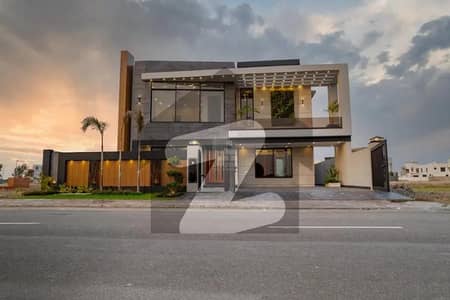 ڈی ایچ اے فیز 6 ڈیفنس (ڈی ایچ اے),لاہور میں 5 کمروں کا 1 کنال مکان 14.5 کروڑ میں برائے فروخت۔