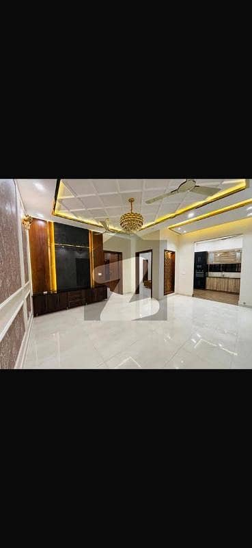 14 Marla Double Story House 6 Bedrooms 6 Bathrooms Drawing Dining 2 Kitchen 2 TV Launch 1 Servant Room 2 Car Parking Electricity Gas Water All Facilities Of Life Available