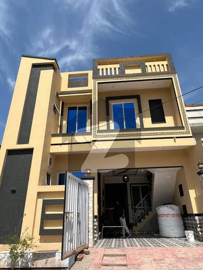 5 MARLA BEAUTIFUL ONE AND HALF STOREY HOUSE For Sale IN Airport Housing Society sector 4 RAWALPINDI
