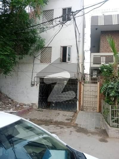 گلشن اقبال - بلاک 13-ڈی2 گلشنِ اقبال,گلشنِ اقبال ٹاؤن,کراچی میں 12 مرلہ Studio فیکٹری 3.5 کروڑ میں برائے فروخت۔