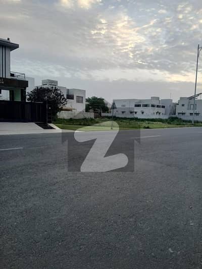 1 Kanal Pair Plot In Dha Phase 7 Y Block 2800 Numbering, Near McDonald