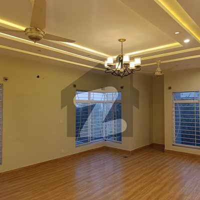 Bahria town phase 3 house for rent