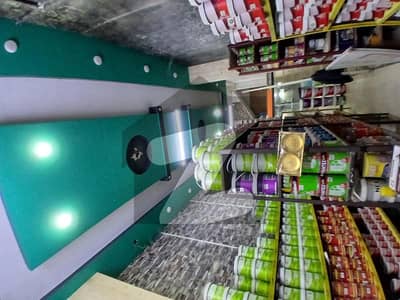 صفورا گوٹھ گلستانِ جوہر,کراچی میں 2 مرلہ دکان 65.0 ہزار میں کرایہ پر دستیاب ہے۔